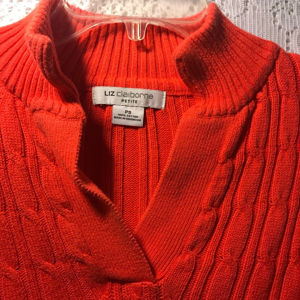 Liz Claiborne sweater - size Small (petite) - Picture 3 of 12